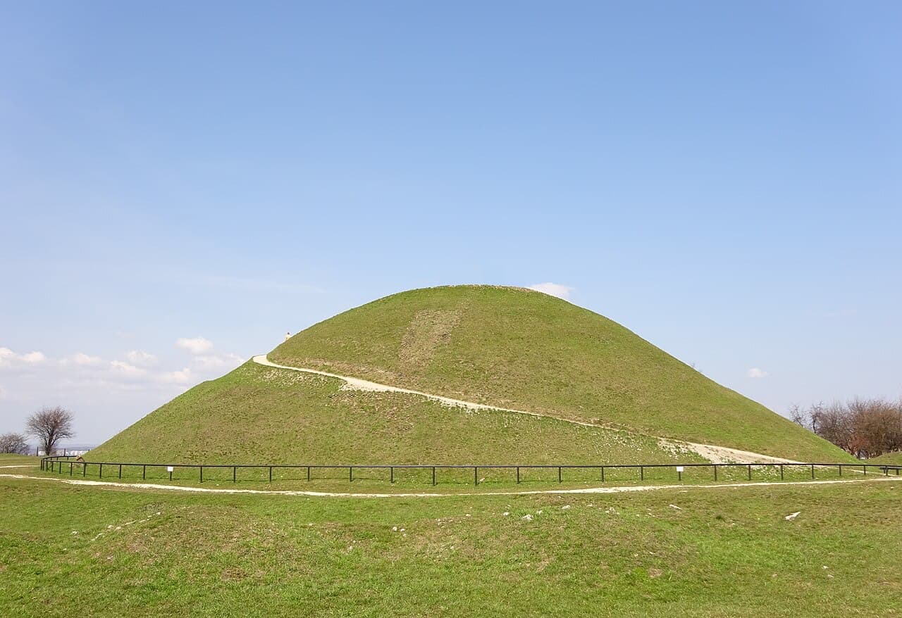 Krakus Mound, Krakow