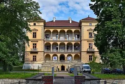 Decjusz Villa in its park, Krakow
